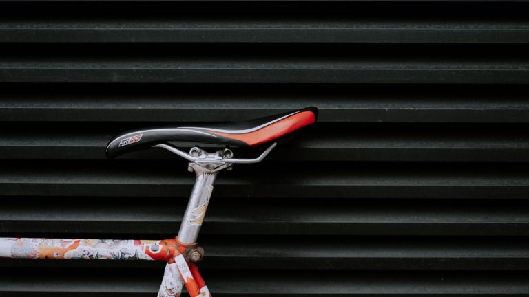 Réparer une fissure de cadre sur un Solex ancien sans démonter