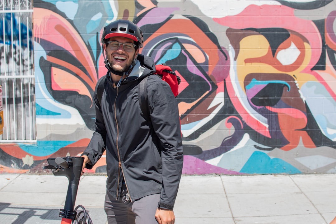 Vélo à assistance électrique ou trottinette : comment choisir