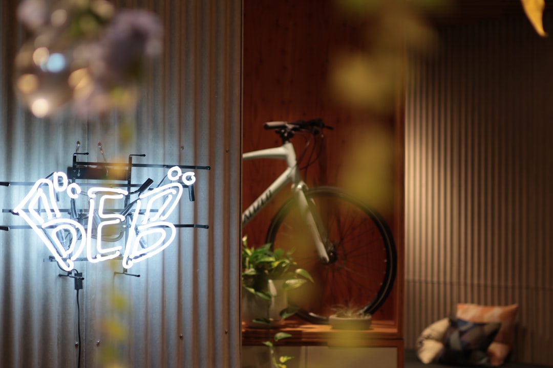 Solutions de rangement vélo en appartement