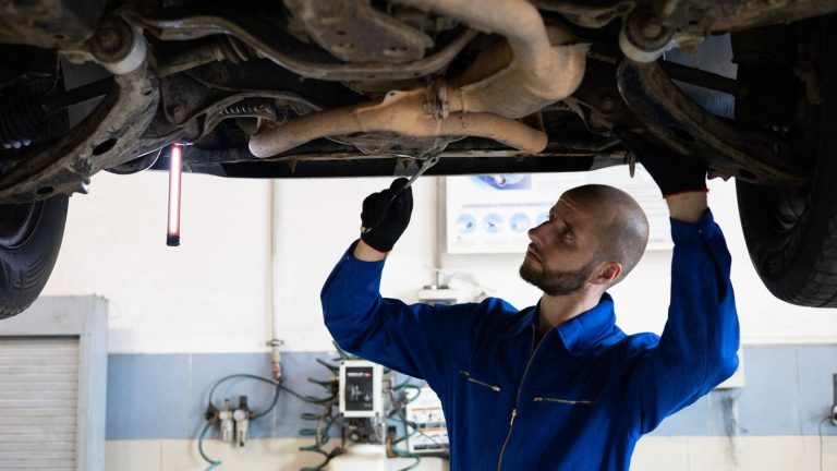 Prix pose attelage : tarifs réels entre 150 et 800 euros